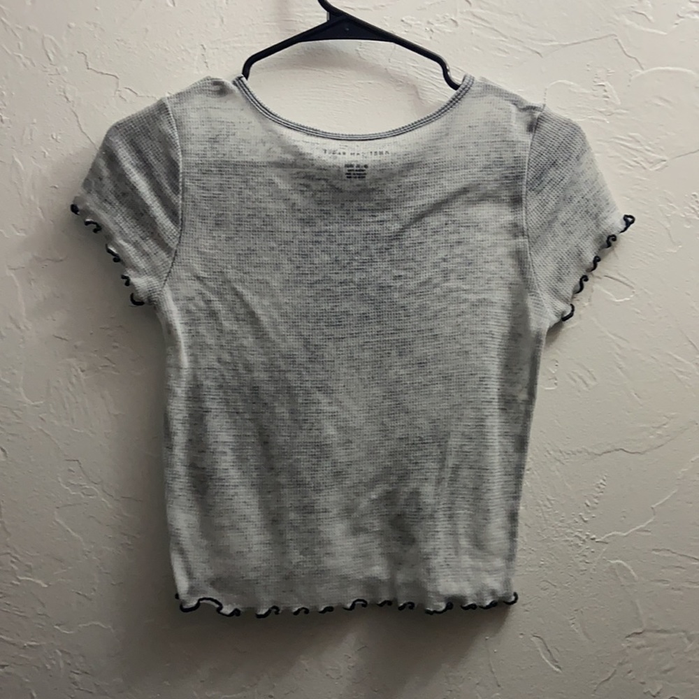 Top - Picture 2 of 2